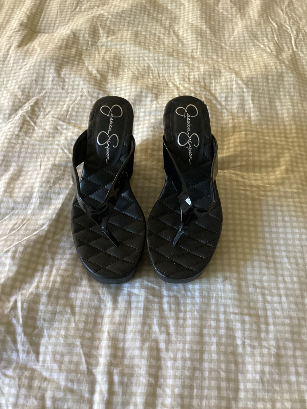 Jessica Simpson Black Quilted Patent Thong Sandals